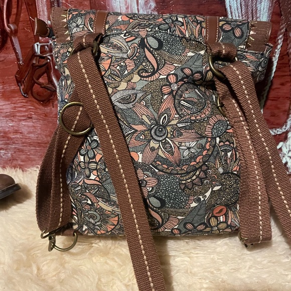 New??? Sakroots canvas backpack/crossbody bag - Picture 16 of 16
